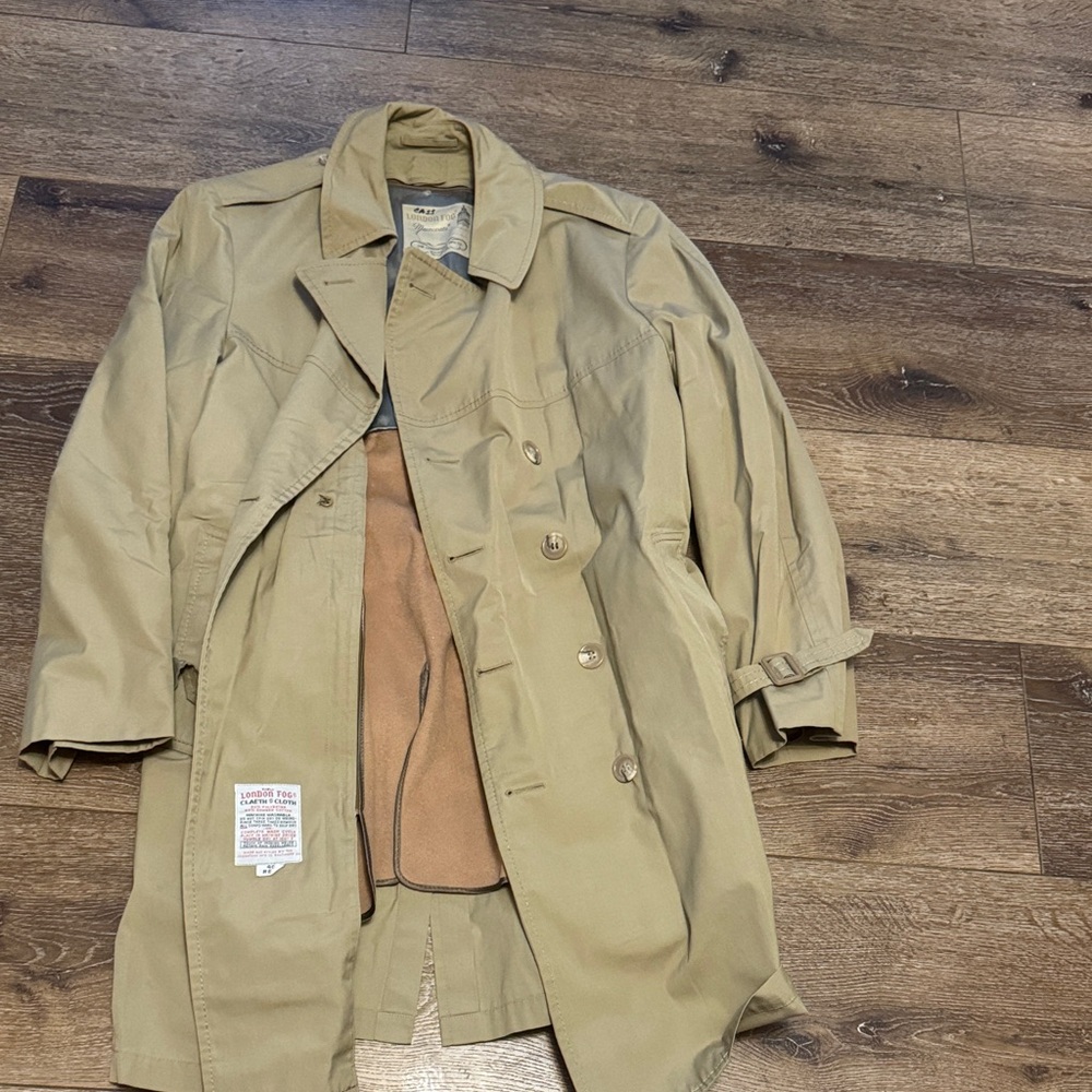 Vintage London fog trench coat 40 regular